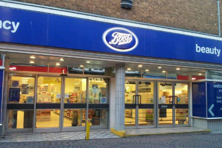 英国boots官网可以直邮中国吗